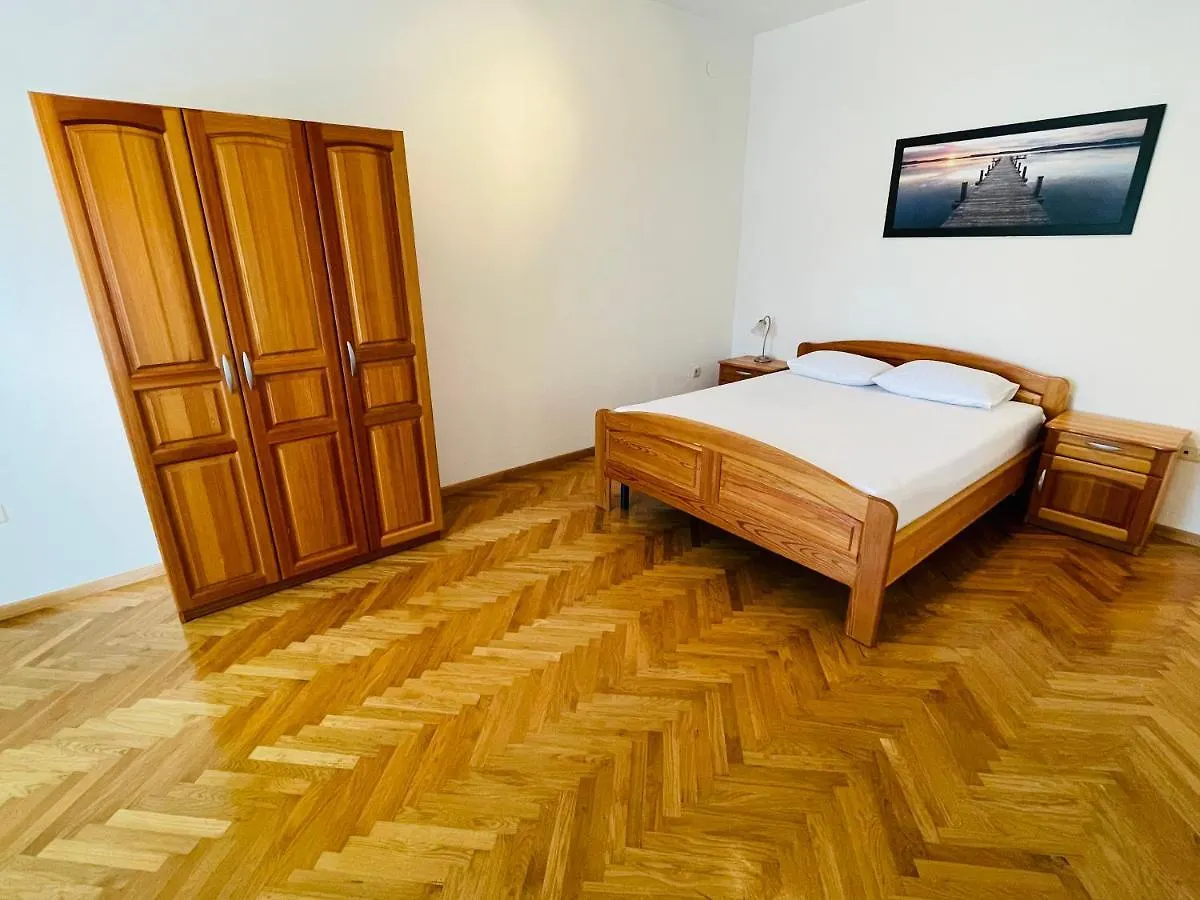 Apartments Basilea Biograd Na Moru 0*,