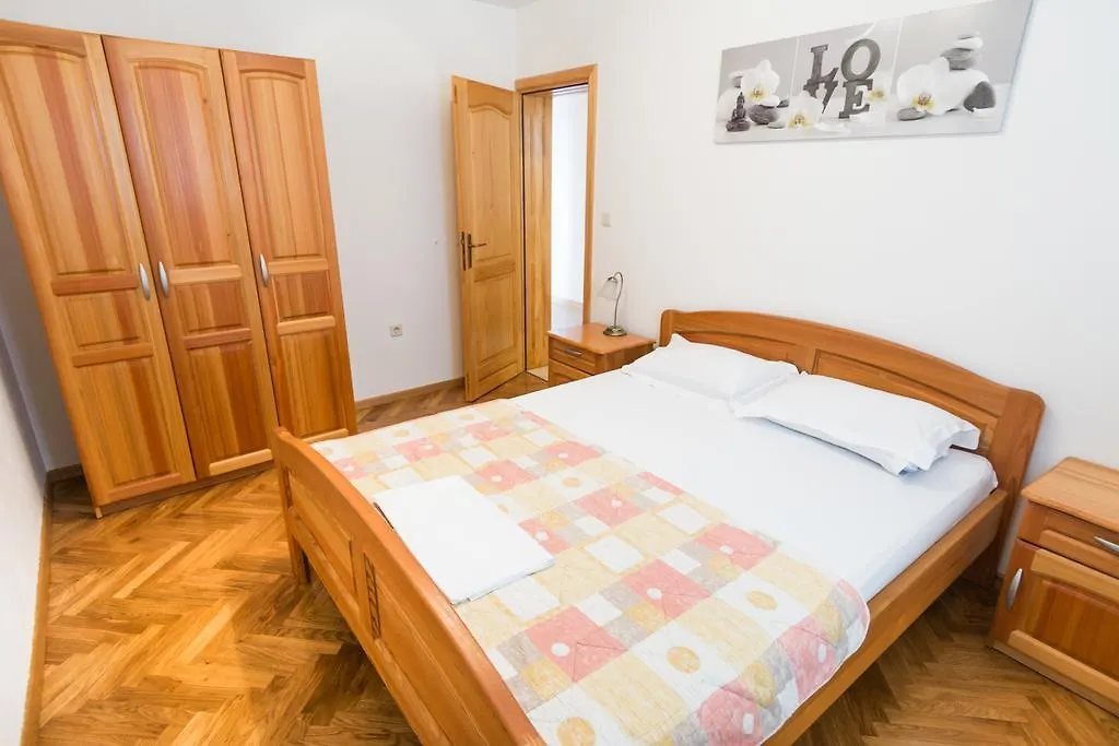 Apartments Basilea Biograd Na Moru