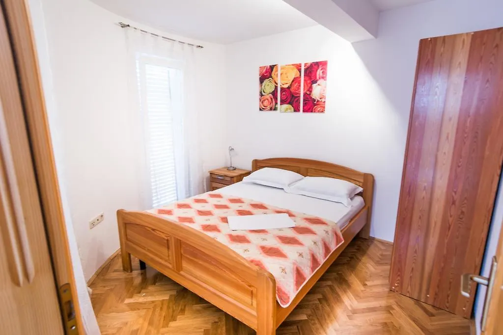 Apartments Basilea Biograd Na Moru